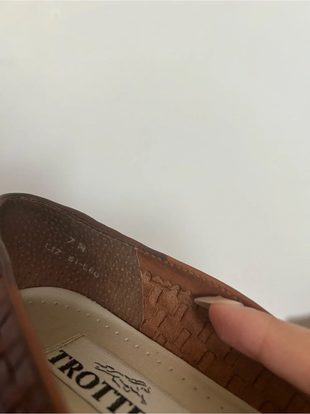 Trotters Cognac Brown Woven Leather Slip-On Loafers, Size 7M, Pre- Owned, EUC